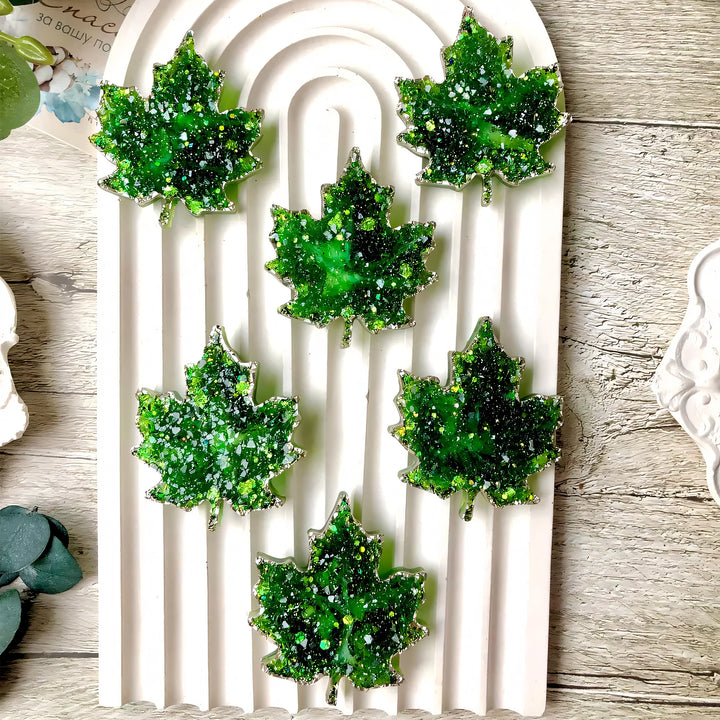 Crystal Leaf Brooch Silicone Mold, 4.5x4x0.5 cm