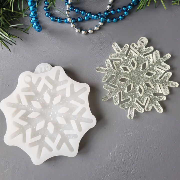 Crystal Snowflake Ornament 3 Silicone Mold, 9x9x0.5 cm