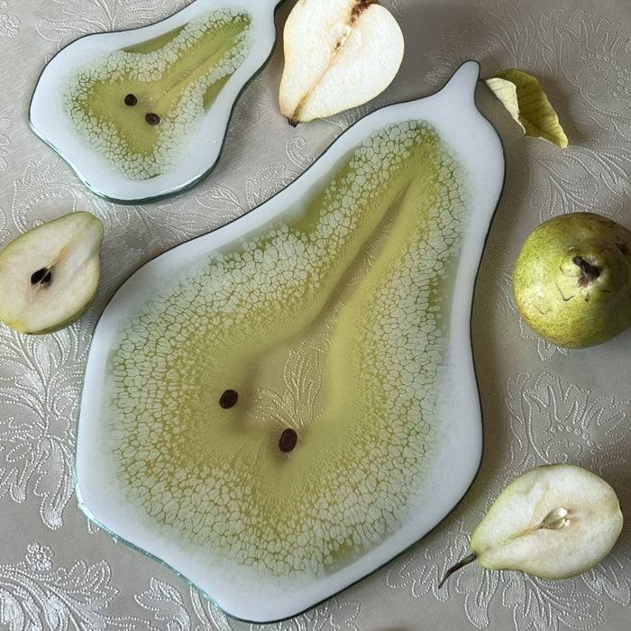 Pear-shaped resin artwork with textured design created using Pigment Paste Corn, 20 g.