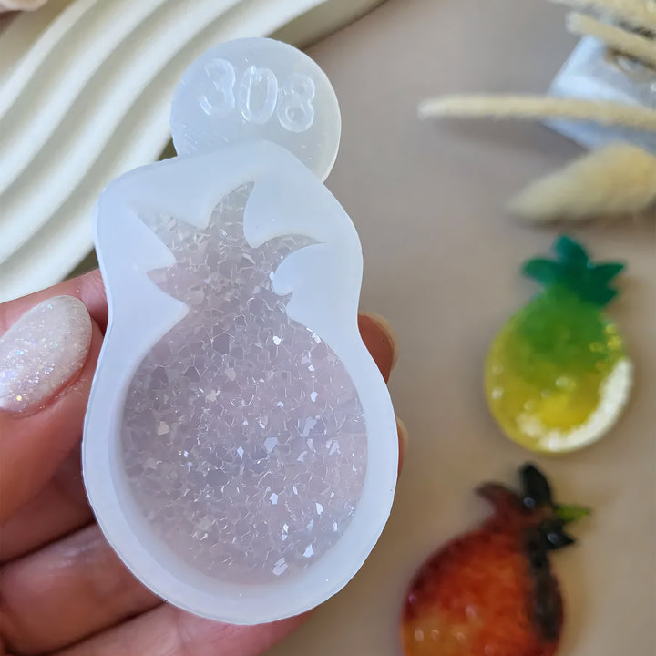Crystal Pineapple Brooch Silicone Mold, 5x3x0.5 cm