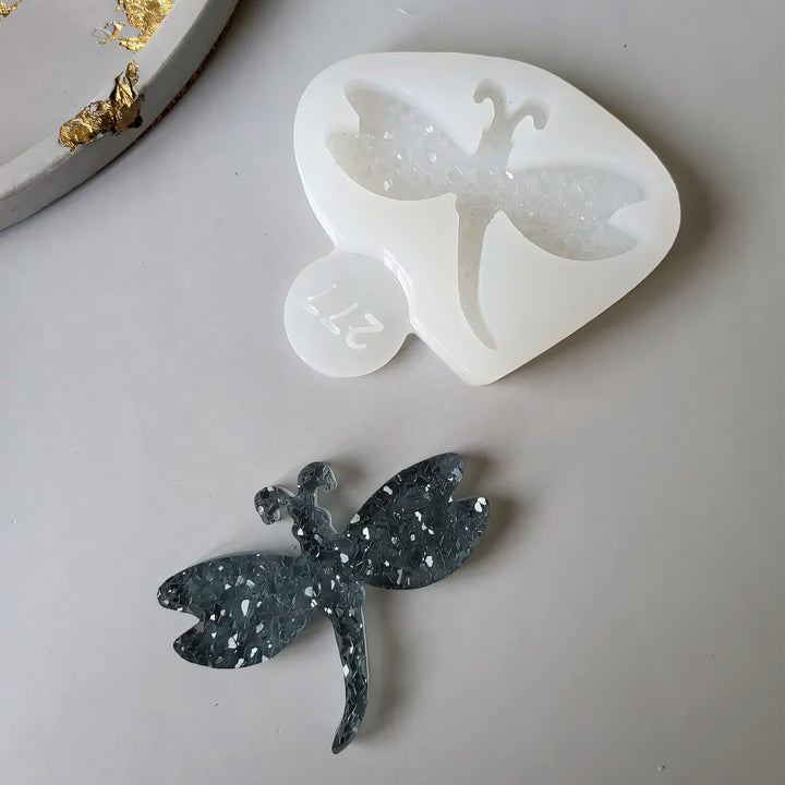Crystal Dragonfly Brooch Silicone Mold, 4.5x5.3x0.5 cm