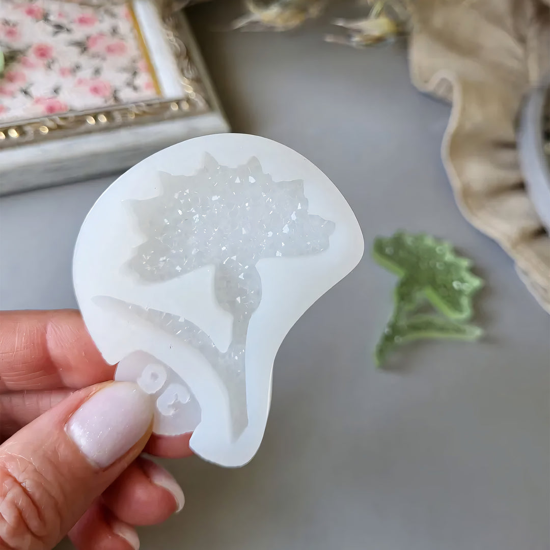 Crystal Cornflower Brooch Silicone Mold, 5.3x4.3x0.5 cm