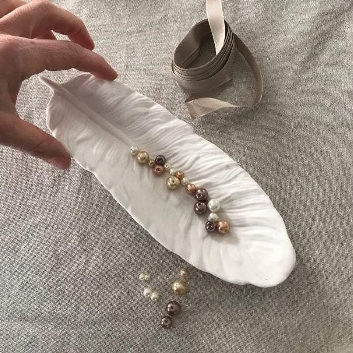 Moule en silicone en forme de plume, 24x8,8 cm, utilisé pour la création et les plateaux de bijoux.