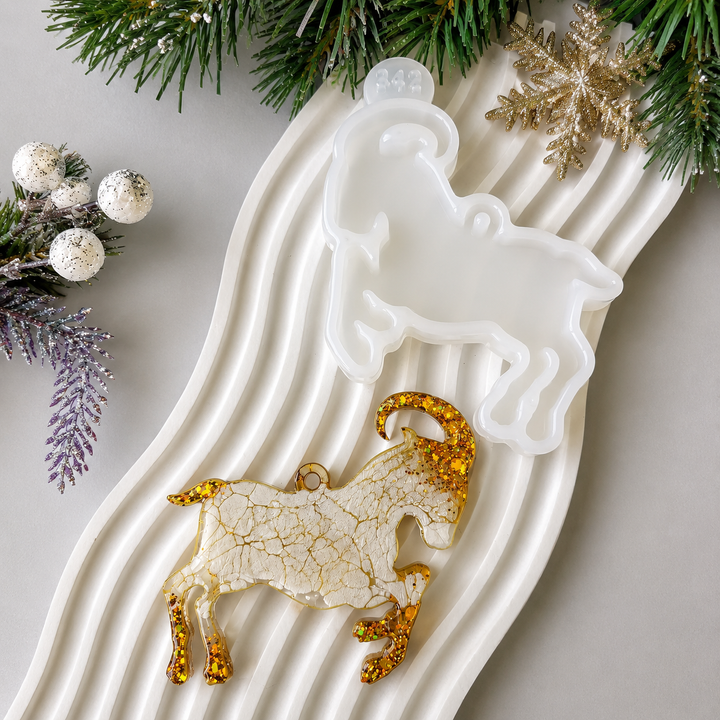 Glossy Goat Ornament (2027 Symbol) Silicone Mold, 8x8x0.6 cm