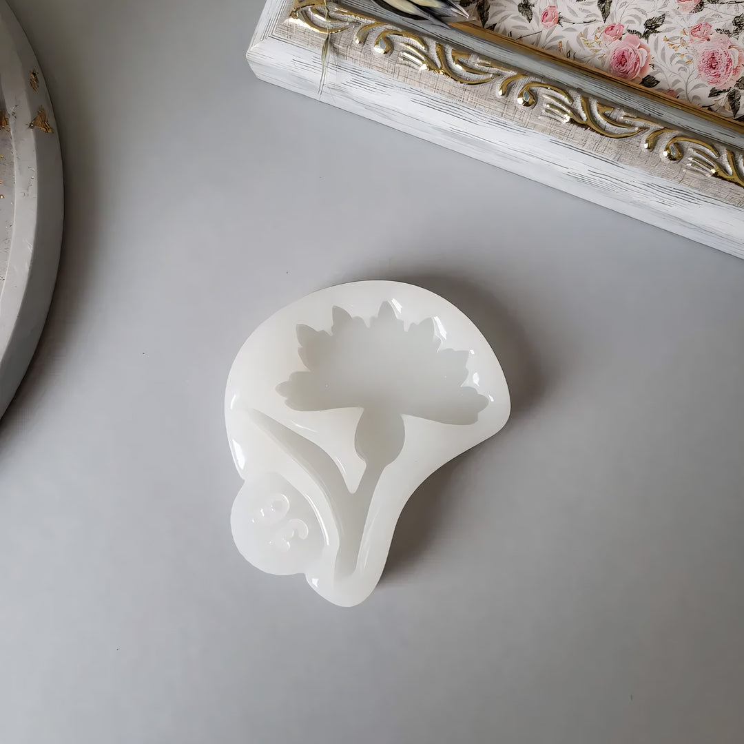 Glossy Cornflower Brooch Silicone Mold, 5.3x4.3x0.7 cm