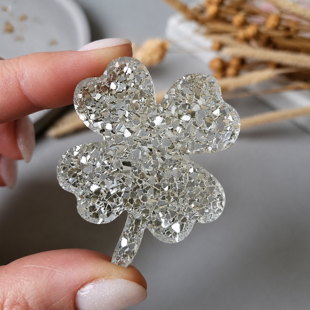 Crystal Four-Leaf Clover Brooch Silicone Mold, 5x4.2x0.5 cm
