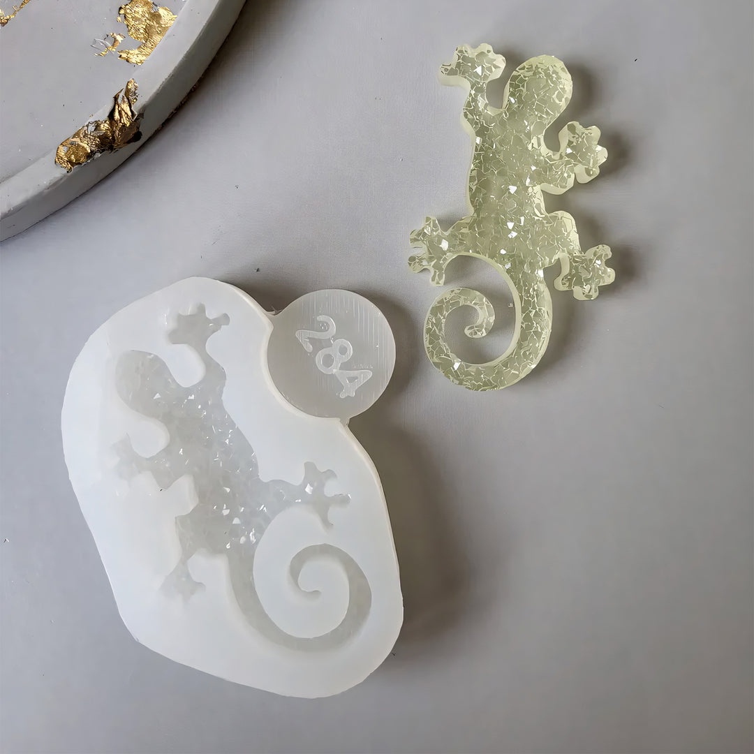 Crystal Lizard Brooch Silicone Mold, 5.5x3.8x0.5 cm