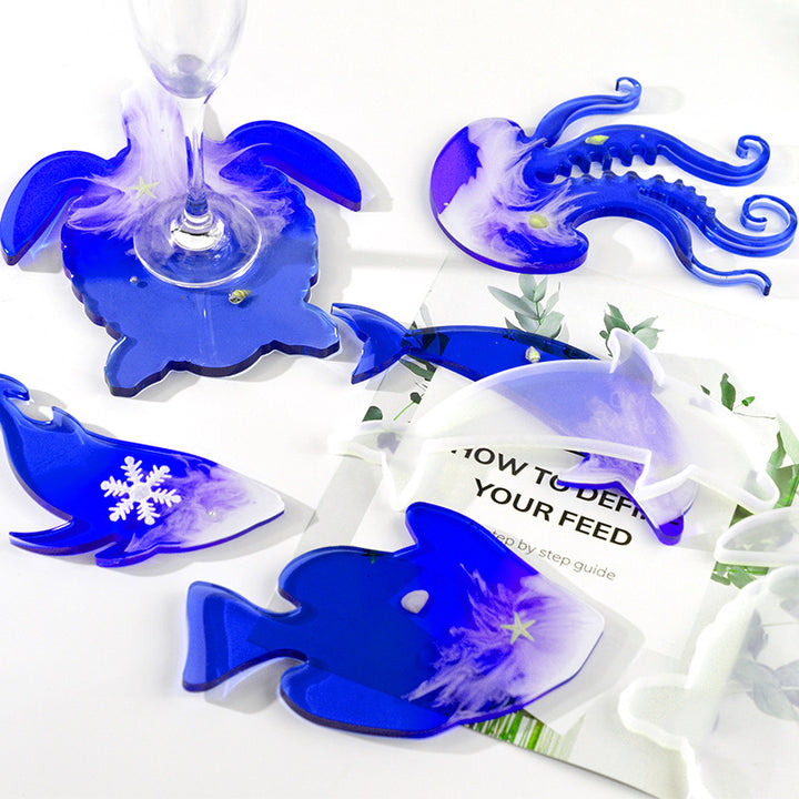¡Crea adorables animales marinos de resina con este molde de silicona 100% y disfruta de un divertido tiempo en familia!
Fácil de usar:
Simplemente vierte la resina en el molde y mantenlo Molde de Silicona - Medusa, 1 pieza - Artline Epoxy Resin