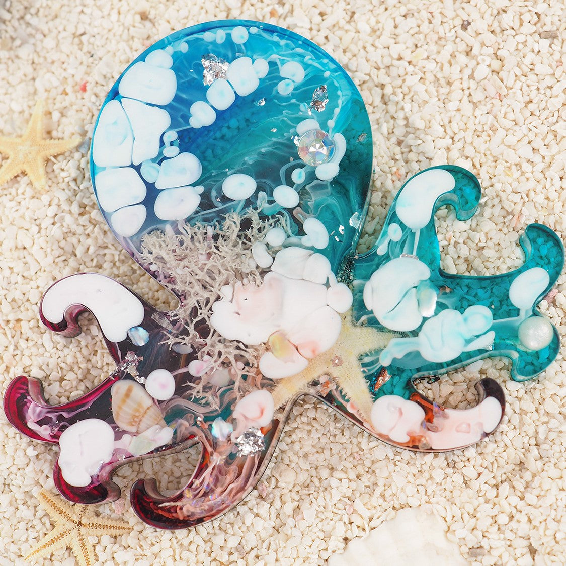 Create super adorable resin Ocean Animals with this 100% silicone mold and enjoy a fun parent-child time!
The mold includes 6 pieces of marine creatures: Sea Turtle,Silicone Mold - Ocean Animals - Artline Epoxy Resin