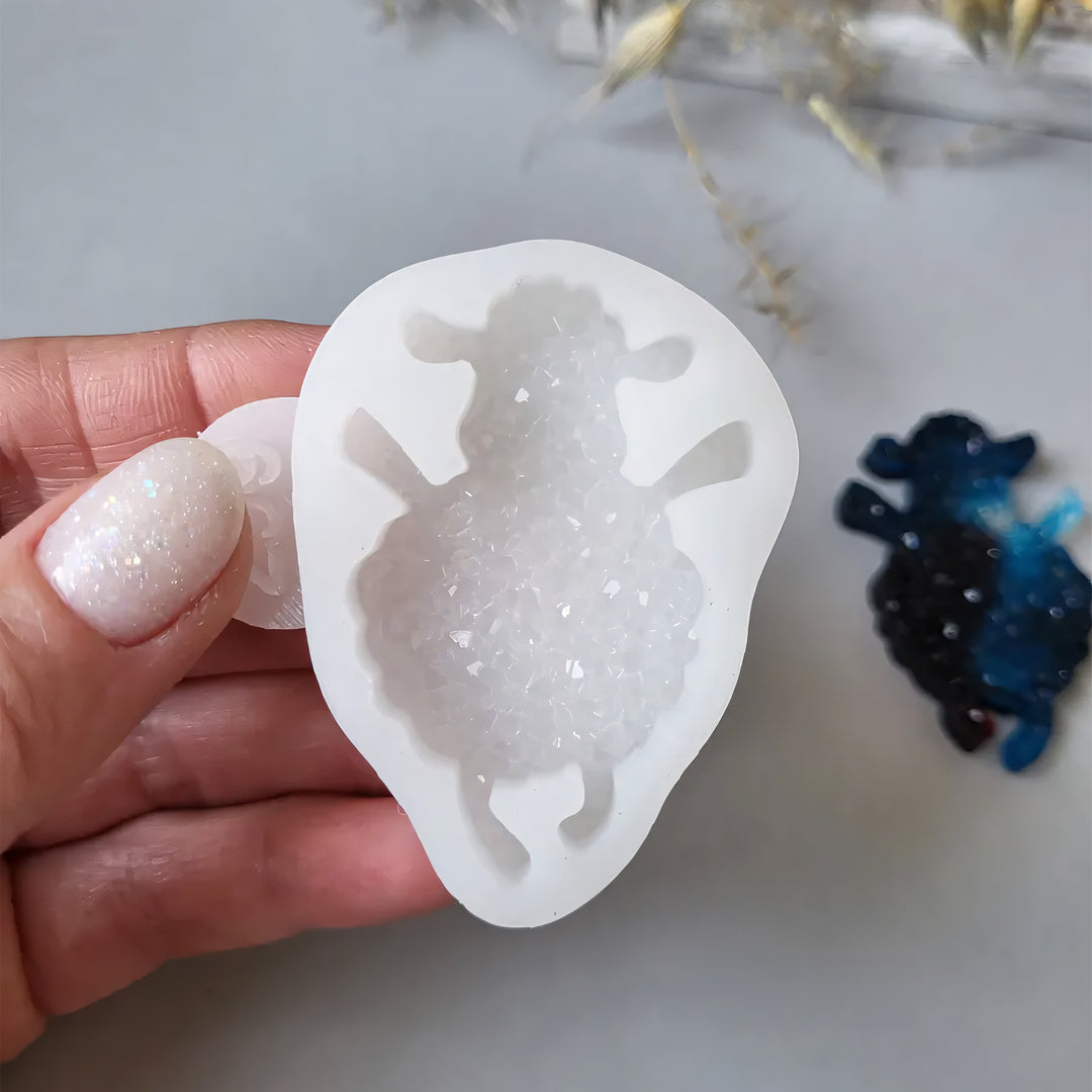 Crystal Sheep Brooch Silicone Mold, 5x3.5x0.5 cm
