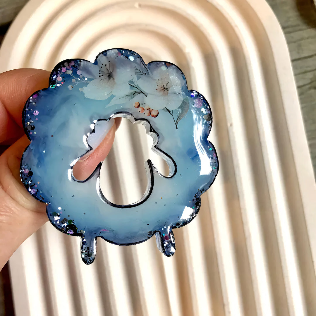 Glossy Sheep Brooch Silicone Mold, 5x4.8x0.7 cm