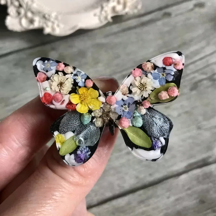 Glossy Butterfly Brooch Silicone Mold, 3.5x5x0.7 cm