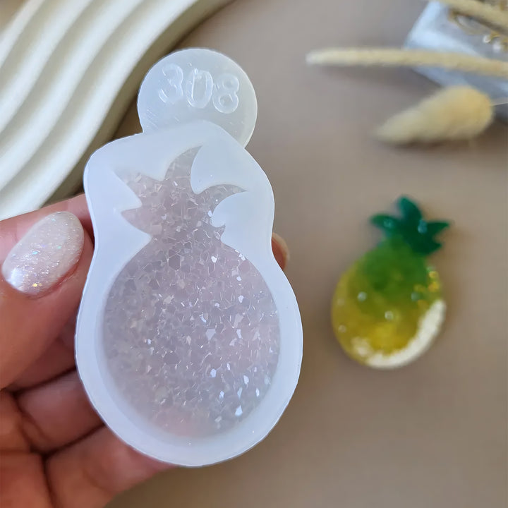Crystal Pineapple Brooch Silicone Mold, 5x3x0.5 cm