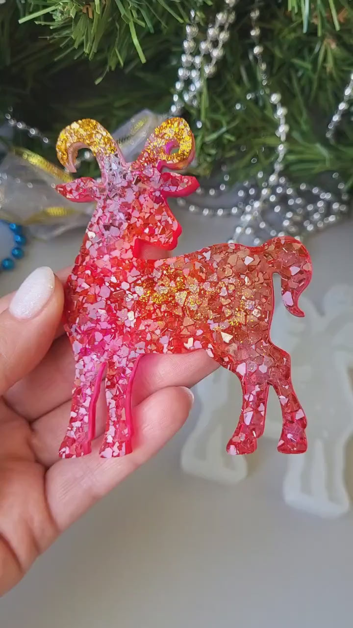Crystal Ram Ornament Silicone Mold, 9.5x7x0.5 cm