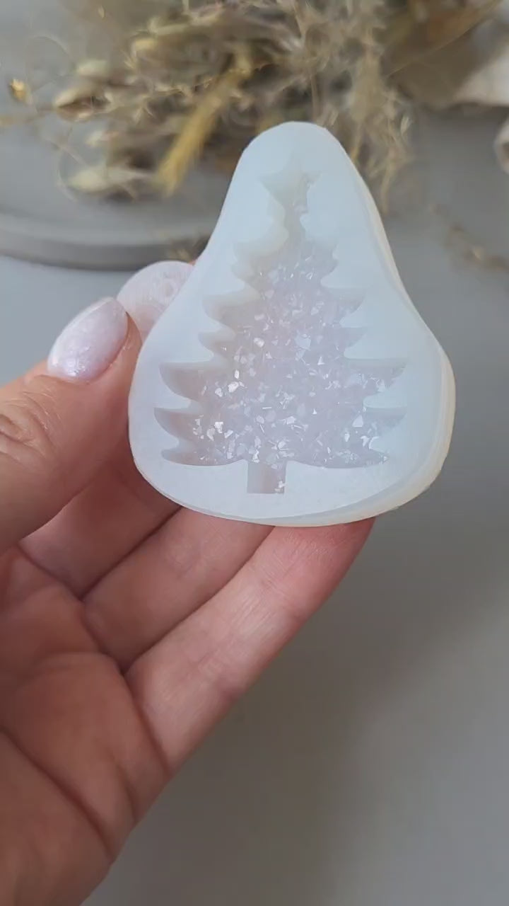 Crystal Christmas Tree Brooch Silicone Mold, 5.3x4x0.5 cm