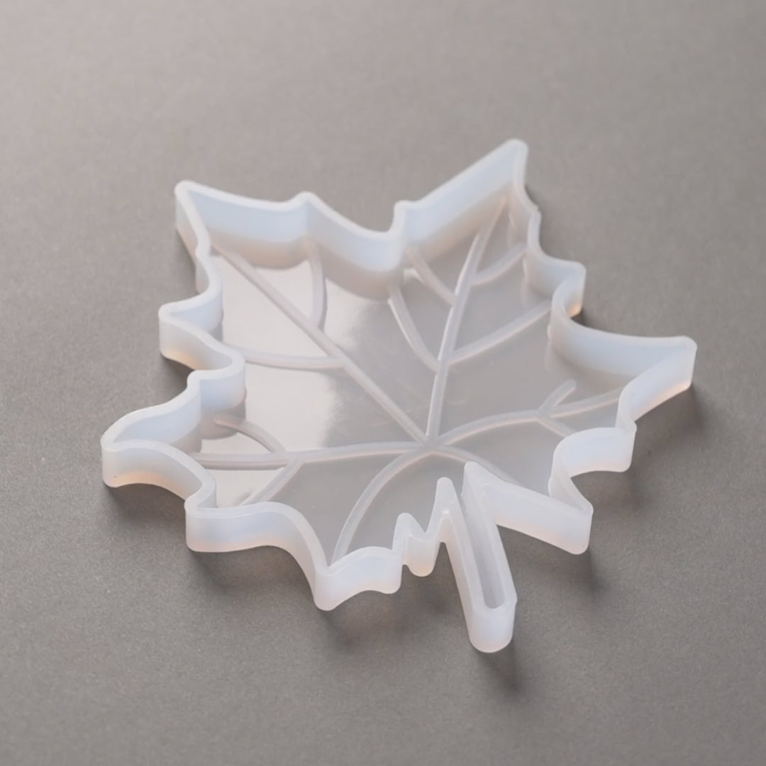 Moule en silicone - Feuille d'érable, 11,9x12x1 cm