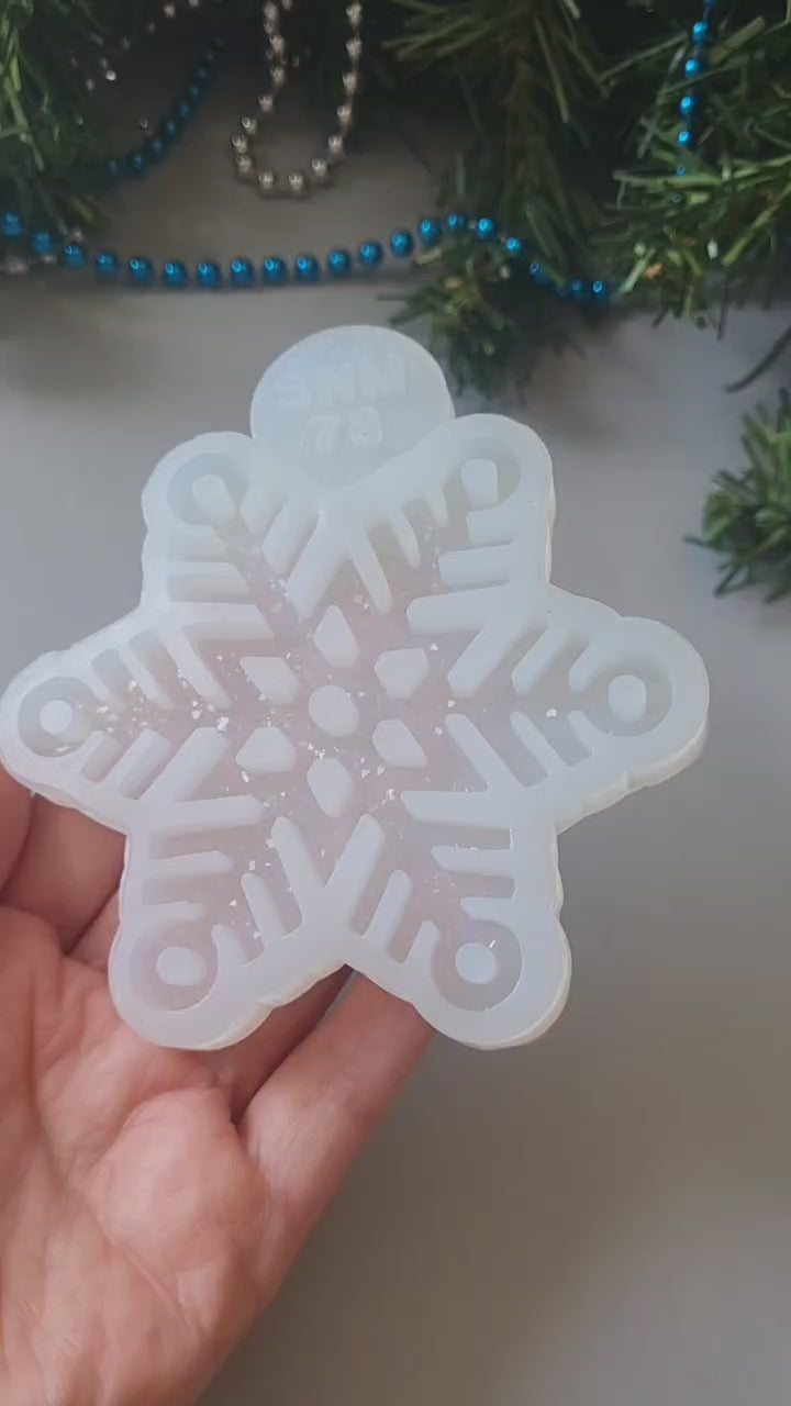 Crystal Snowflake Ornament 2 Silicone Mold, 9x9x0.5 cm