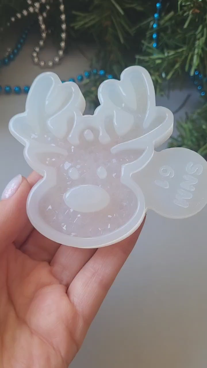 Crystal Reindeer Ornament Silicone Mold, 7.5x7.5x0.5 cm