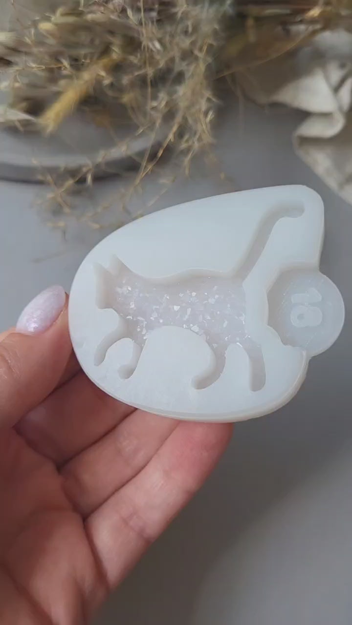 Crystal Kitten Brooch Silicone Mold, 4.5x5x0.5 cm