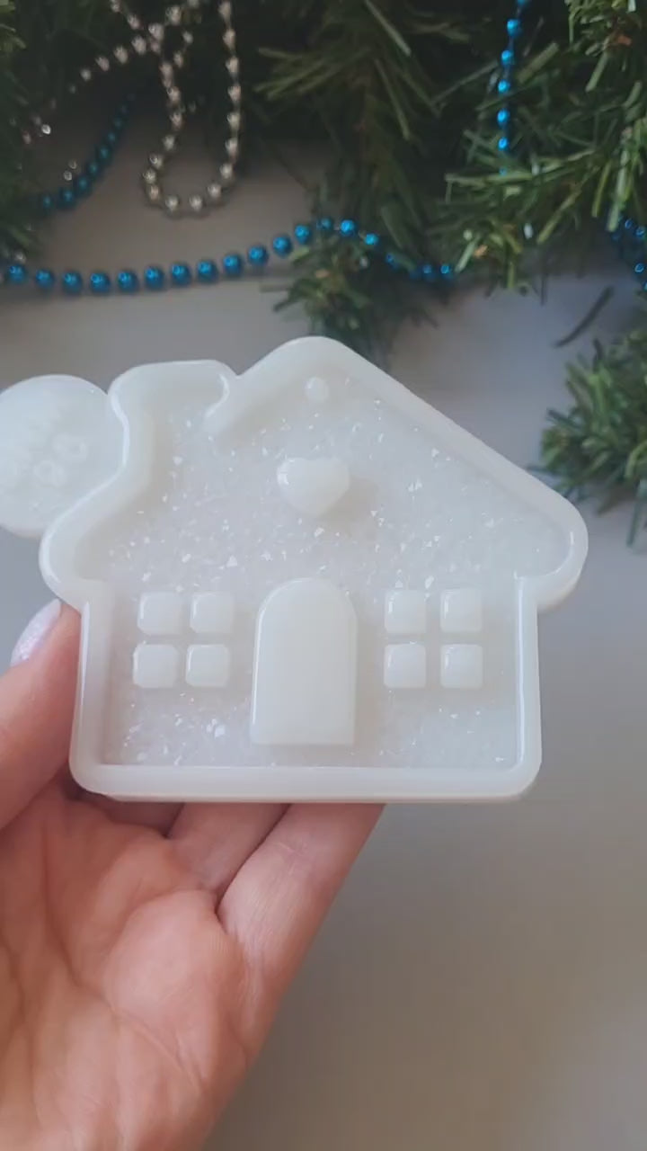 Crystal Christmas House Ornament Silicone Mold, 7x8x0.5 cm