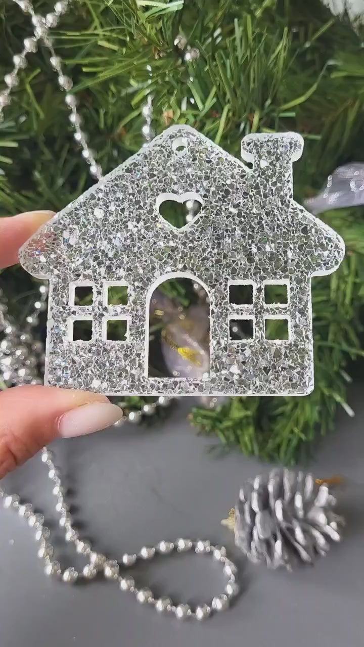 Crystal Christmas House Ornament Silicone Mold, 7x8x0.5 cm