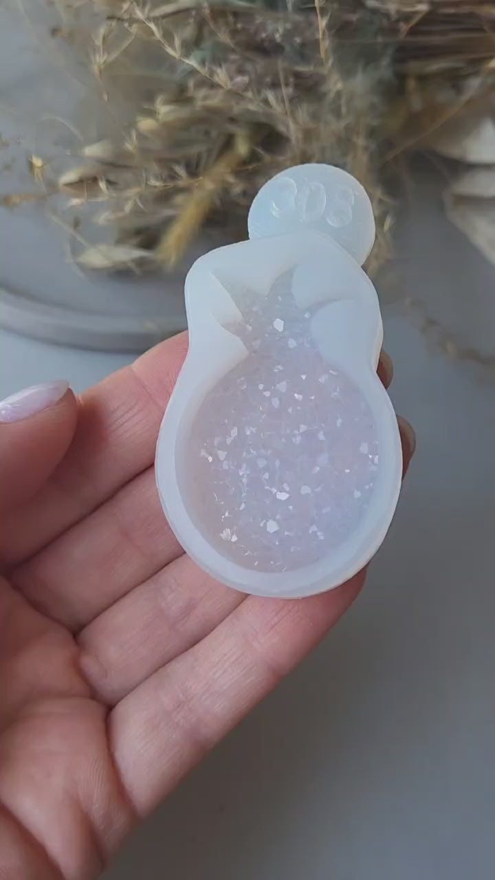 Crystal Pineapple Brooch Silicone Mold, 5x3x0.5 cm