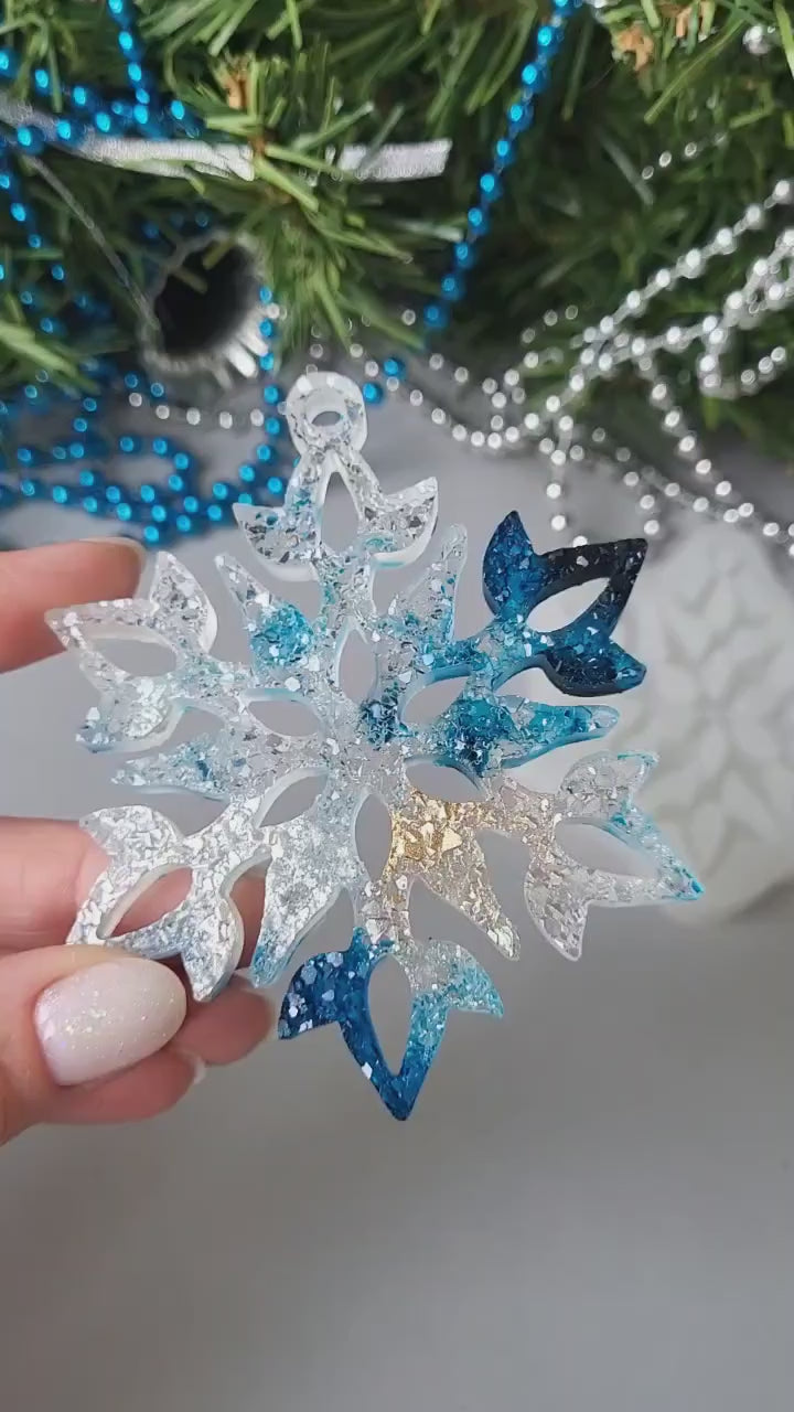 Crystal Snowflake Ornament 4 Silicone Mold, 9x7.5x0.5 cm