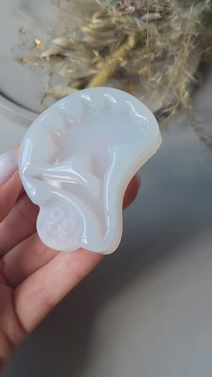 Crystal Cornflower Brooch Silicone Mold, 5.3x4.3x0.5 cm