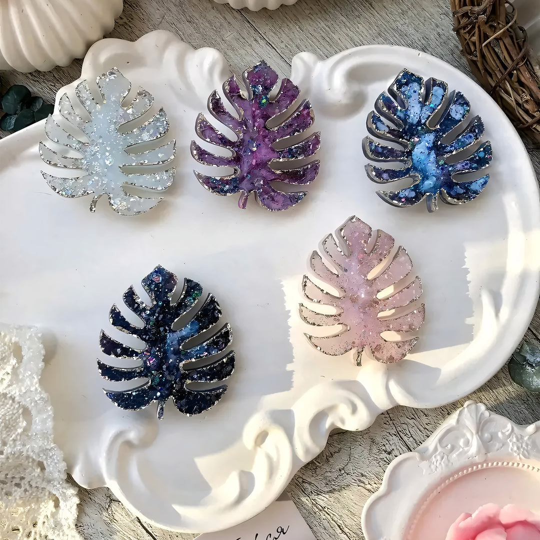 Crystal Monstera Leaf Brooch Silicone Mold, 5.5x4x0.5 cm