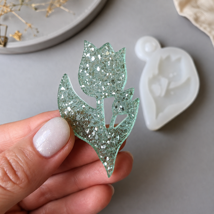 Crystal Tulip Brooch Silicone Mold, 5.3x3.3x0.5 cm