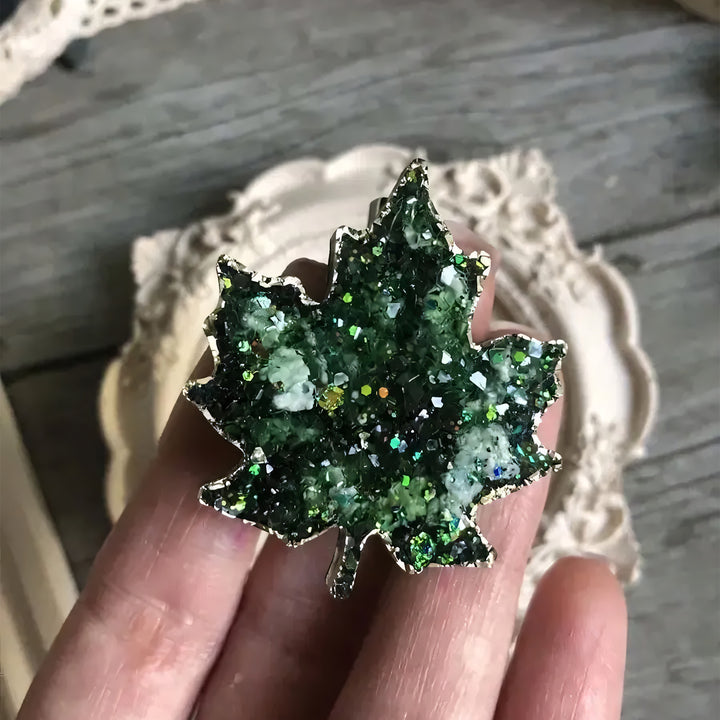 Crystal Leaf Brooch Silicone Mold, 4.5x4x0.5 cm